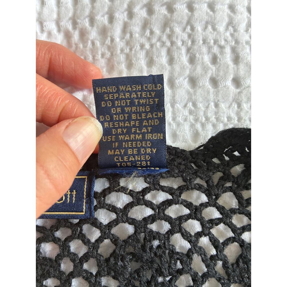 Vtg Laura Scott Crochet Cardigan Women L Black Floral Whimsigoth Dark‎ Cottage - Picture 10 of 16